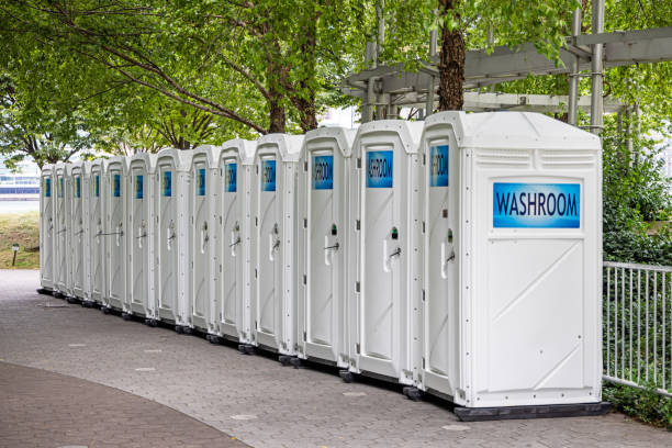 Best Temporary restroom rental  in Clearlake, CA