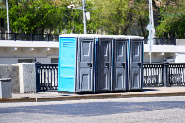Best Portable restroom trailer rental  in Clearlake, CA
